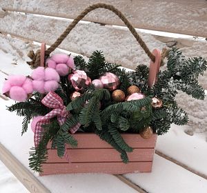 Елки, букеты и венки из Нобилиса — Цветы в ящике Цвета зимы
