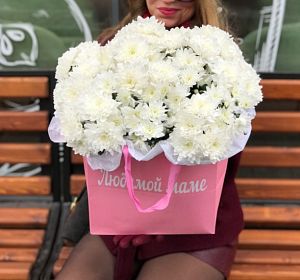 Букет из белых цветов — Пакет с цветами Подарок для мамы