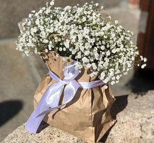 Букет из белых цветов — Нежный сюрприз