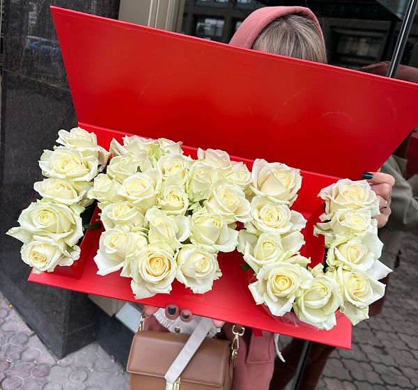 Коробка с розами "I LOVE U"  №3