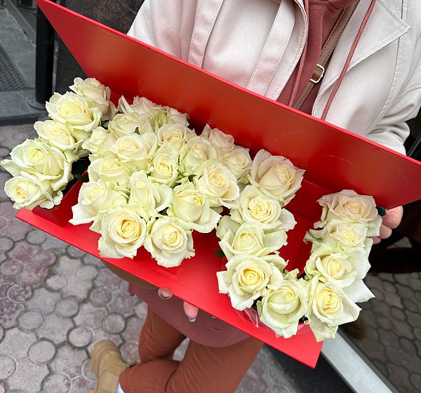 Коробка с розами "I LOVE U"  №2